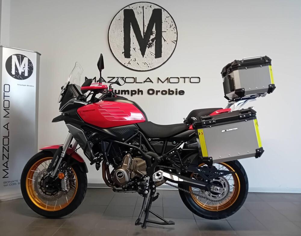 QJ Motor SRT 700 SX (2025) (4)