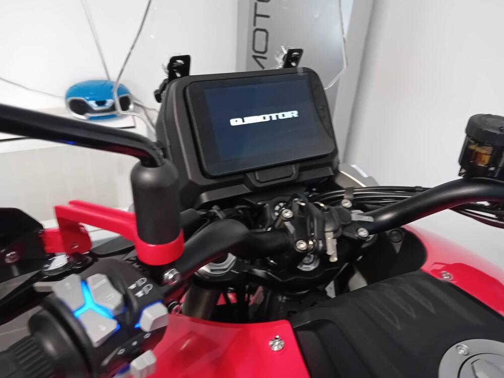 QJ Motor SRT 700 SX (2025) (9)