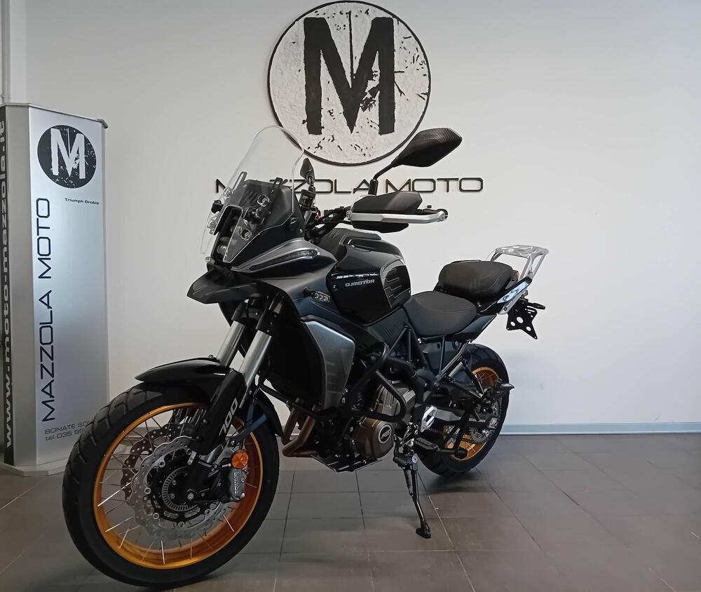 QJ Motor SRT 700 SX (2025) (12)