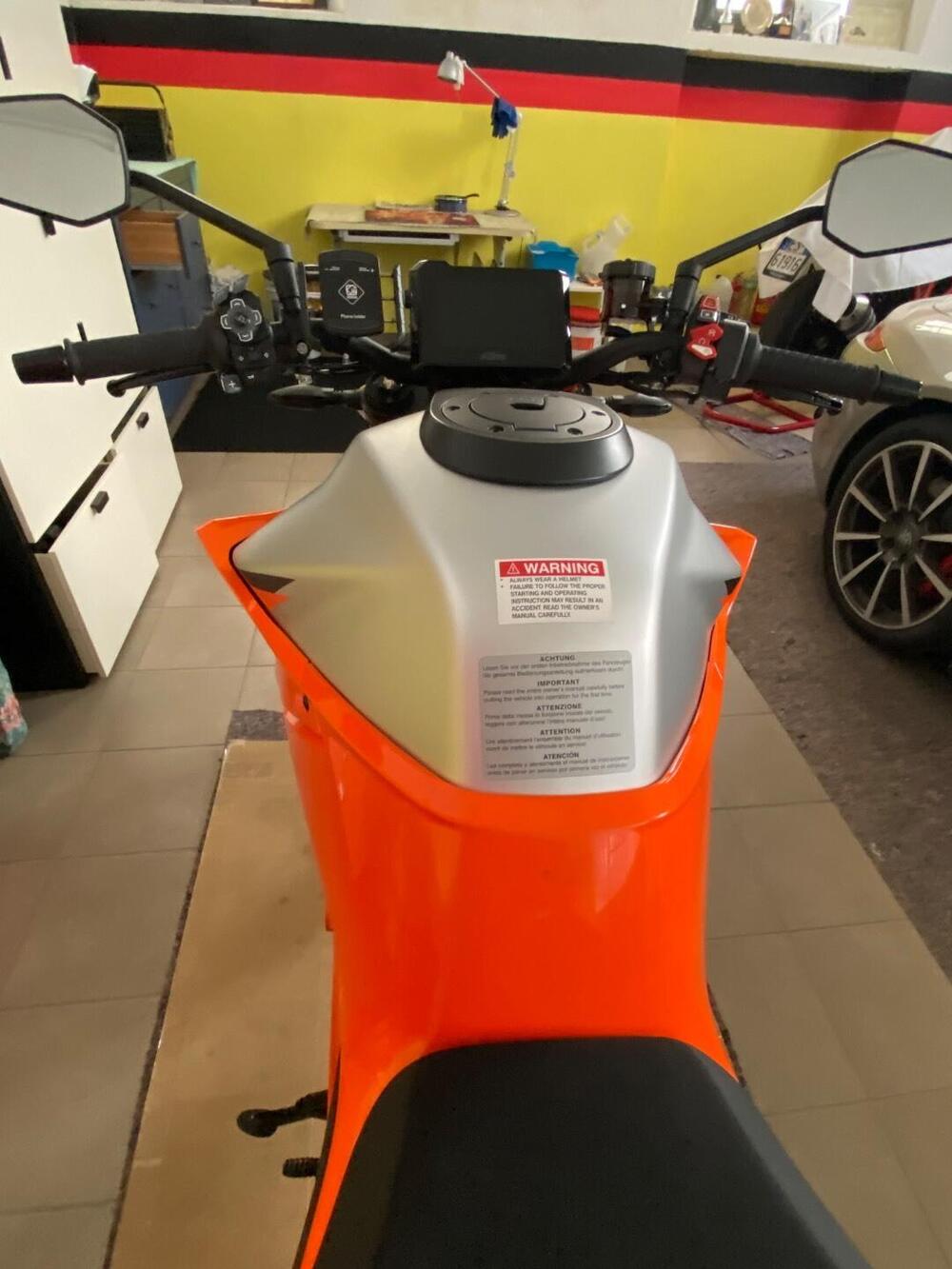 KTM 1290 Super Duke R (2022 - 23) (6)