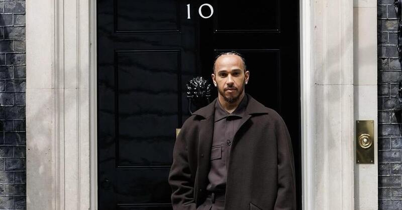 F1. Lewis Hamilton a Downing Street: ecco perch&eacute; era a colloquio con il Primo Ministro Starmer