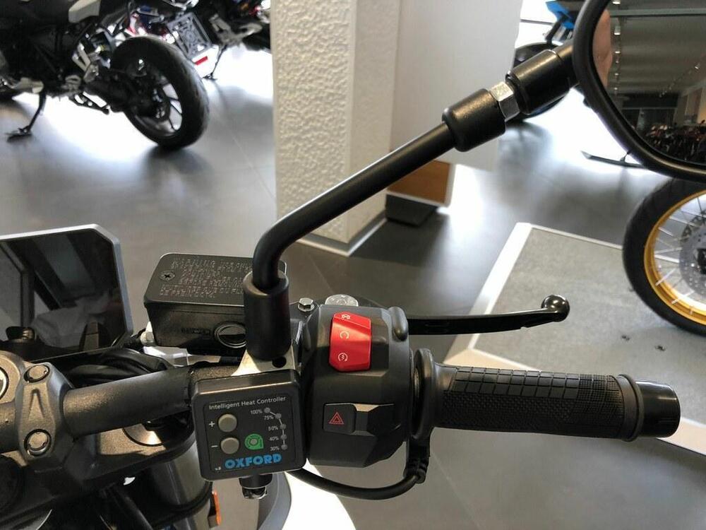 Suzuki GSX-8S Kevin Schwantz Edition (2023) (9)