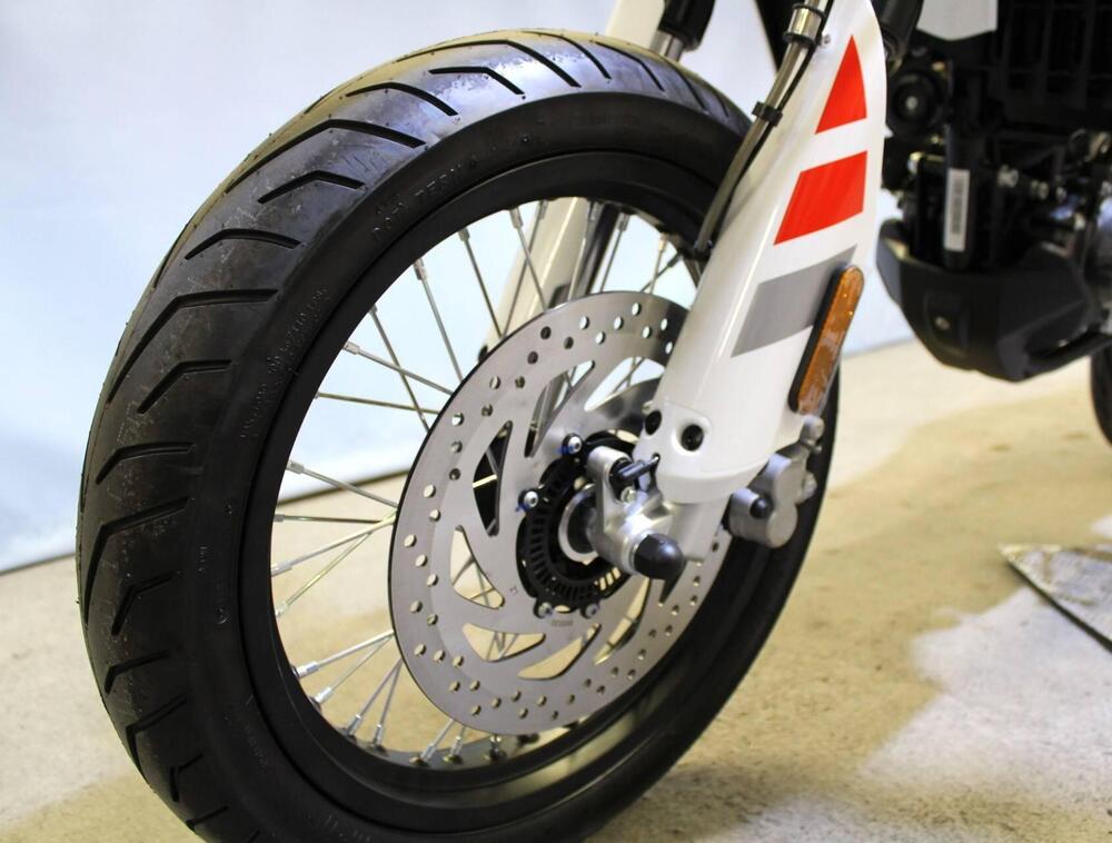 Aprilia SX 125 (2025 - 26) (14)