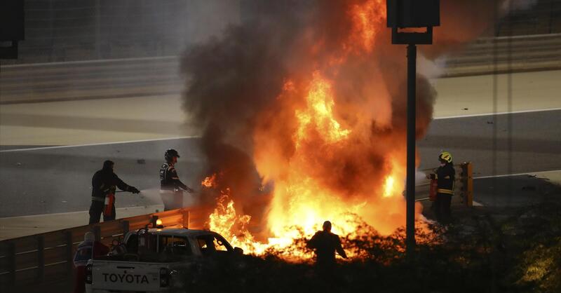 L&#039;ingegneria dietro i sistemi antincendio in Formula 1: quando la fisica incontra la sicurezza