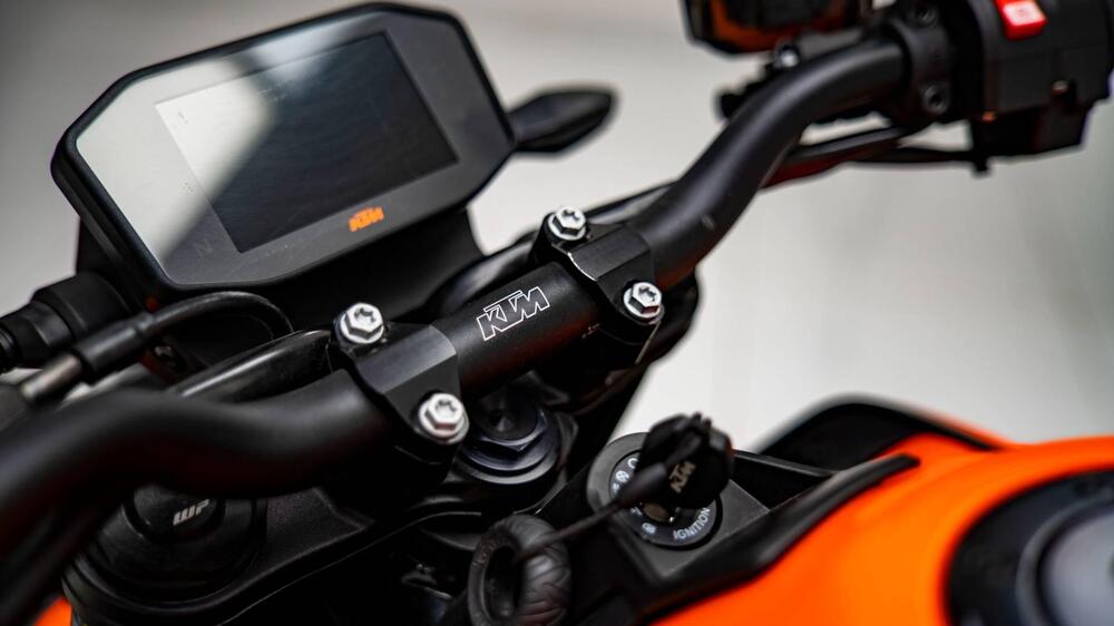 KTM 890 Duke (2021 - 23) (11)