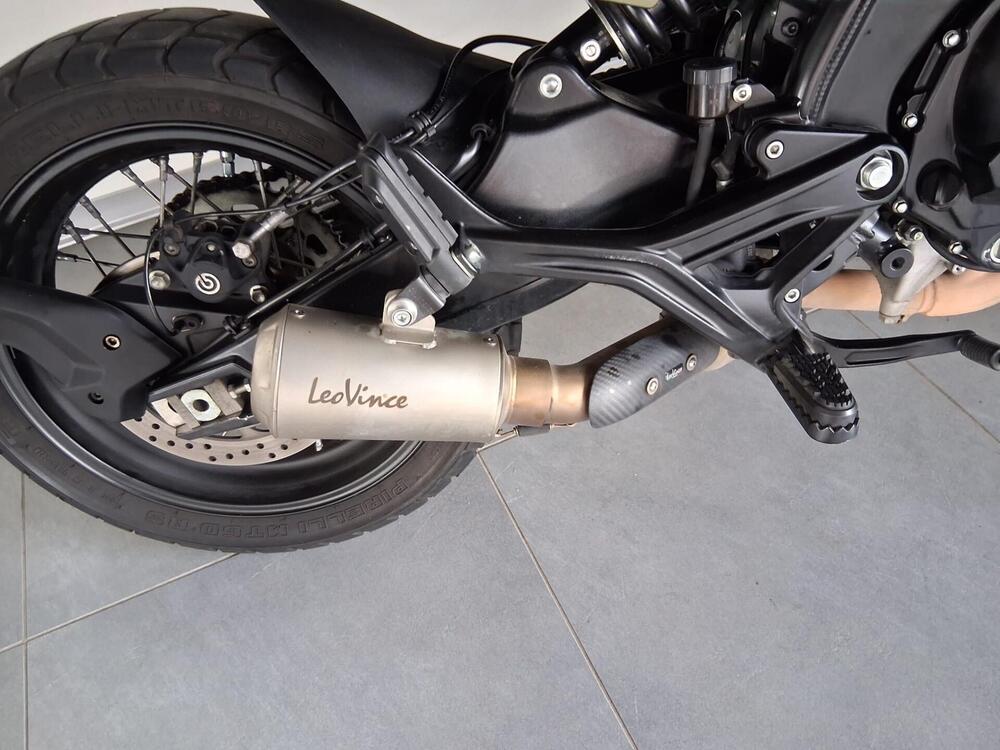 Moto Morini SEIEMMEZZO SCR (2022 - 26) (4)