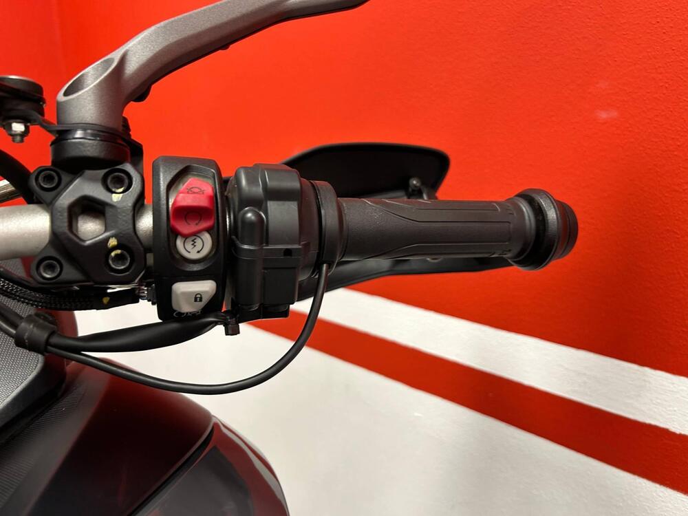 Ducati Multistrada V2 S (2022 - 24) (3)