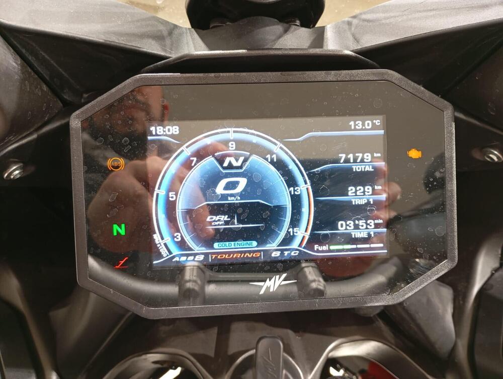 MV Agusta Turismo Veloce 800 Rosso (2021 - 23) (7)