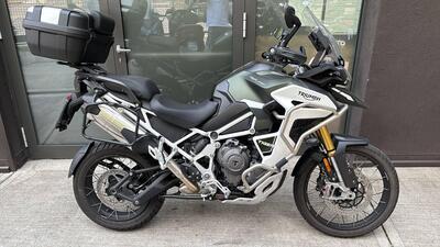 Triumph Tiger 1200 Rally Explorer (2022 - 23) usata