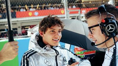 F1. Mercedes, Allison difende Antonelli dopo i due ritiri: &quot;Esperienza in condizioni estreme. Ha tutto l&rsquo;ottimismo della giovent&ugrave;&quot;