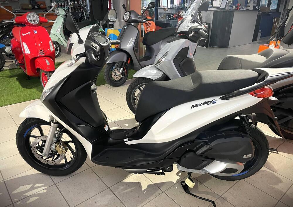 Piaggio Medley 125 S (2025 - 26) (2)