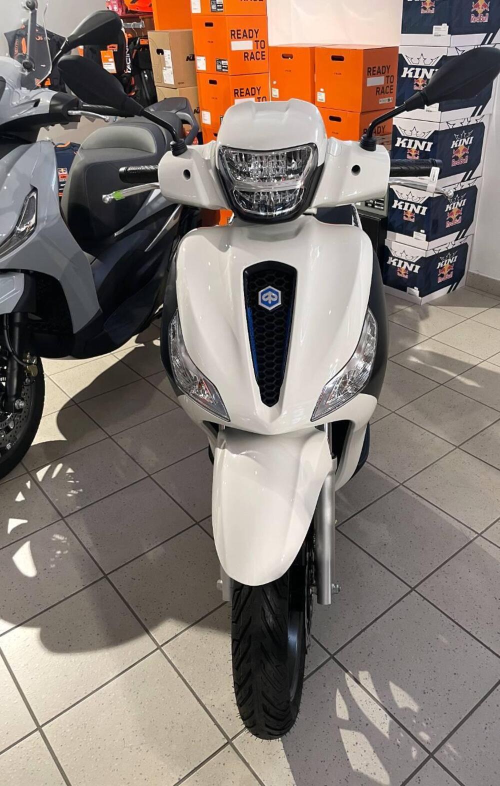 Piaggio Medley 125 S (2025 - 26) (3)