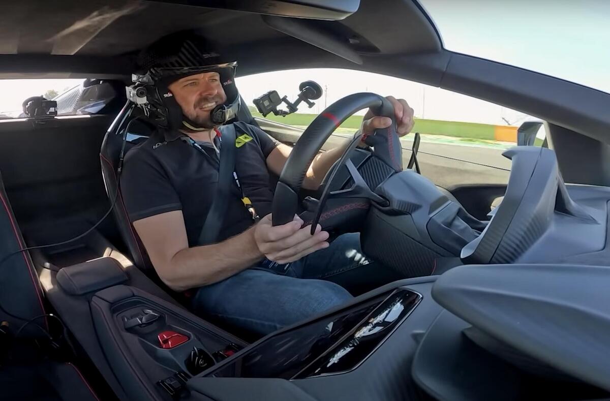 E voi come provate le auto? Ecco la check list dei nostri giornalisti