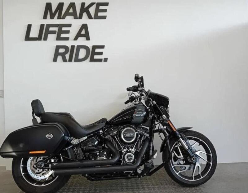 Harley-Davidson Sport Glide: l&#039;usato del giorno di Moto.it [GALLERY]
