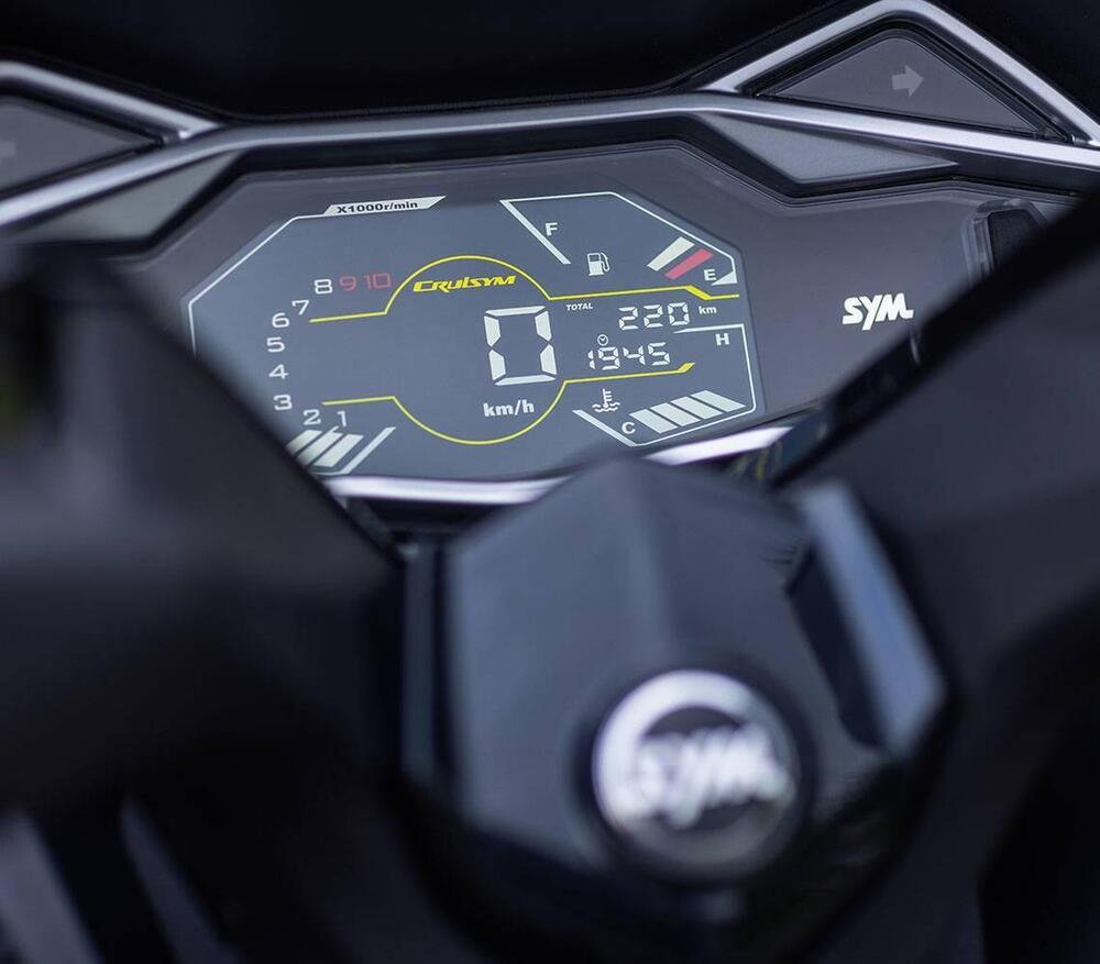 Sym Cruisym 300 E5+ (2025) (5)