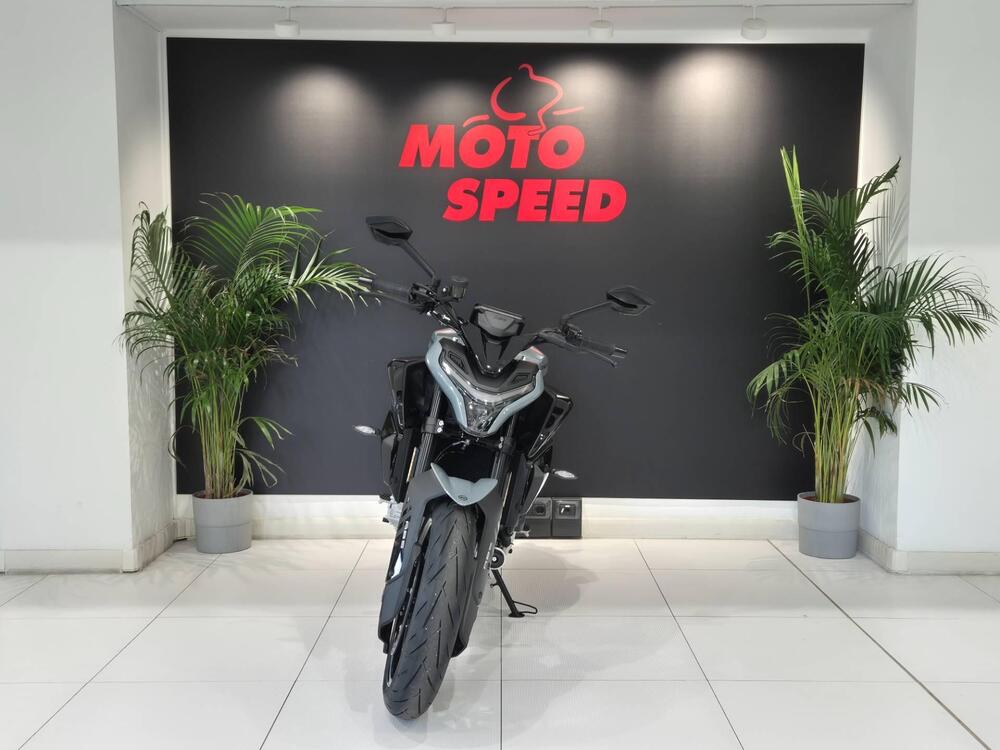 CFMOTO 675NK (2025) (4)