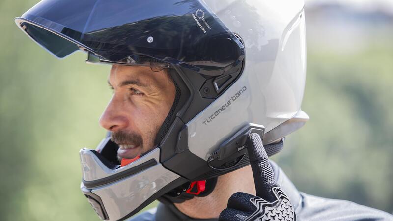 Hyperlink: il primo casco integrale (ma con mentoniera removibile) firmato Tucano Urbano