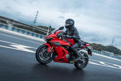 SRK800RR: la sportiva di QJ Motor si rinnova