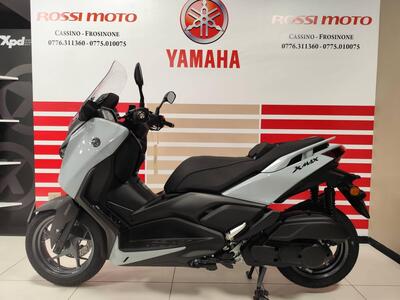 Yamaha X-Max 300 Tech Max (2025) nuova