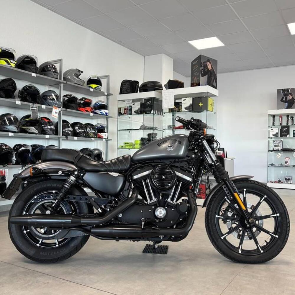 Harley-Davidson 883 Iron (2017 - 20) - XL 883N (2)