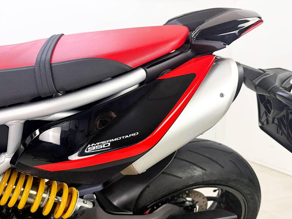 Ducati Hypermotard 950 RVE (2022 - 25) (18)