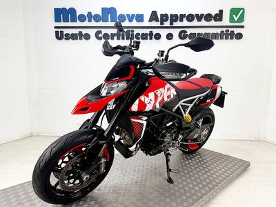 Ducati Hypermotard 950 RVE (2022 - 25) usata