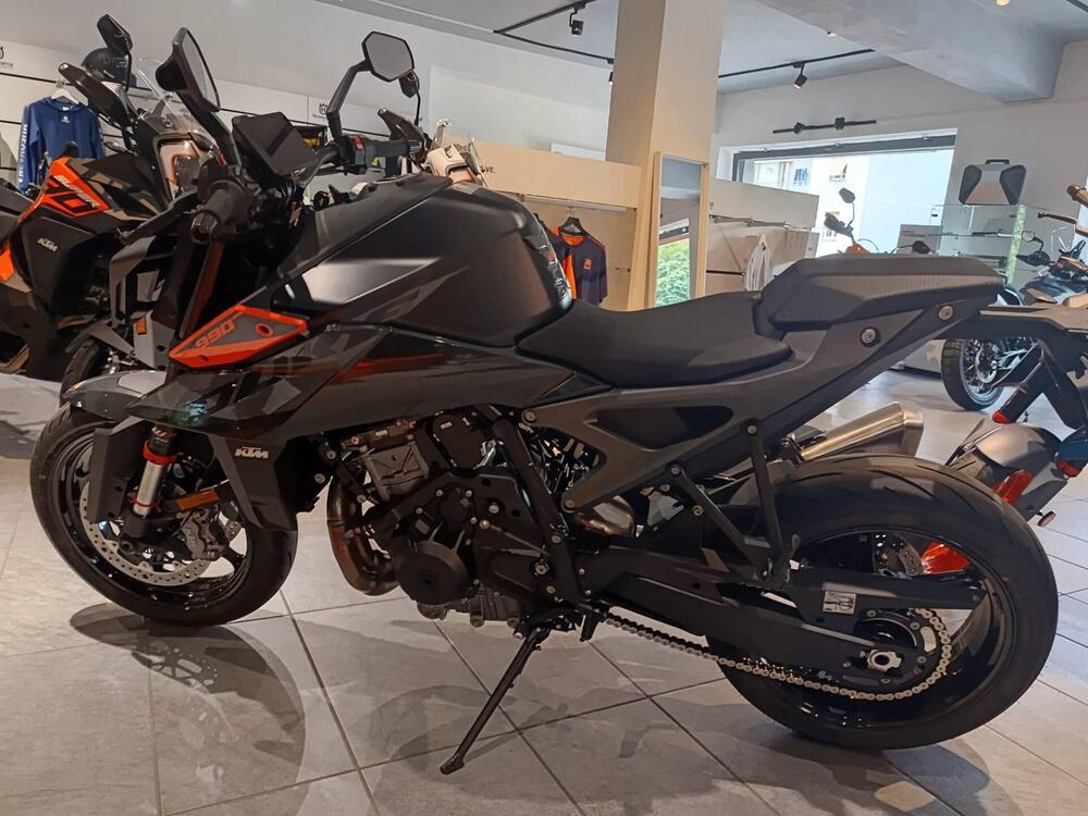 KTM 990 Duke (2024 - 26) (2)