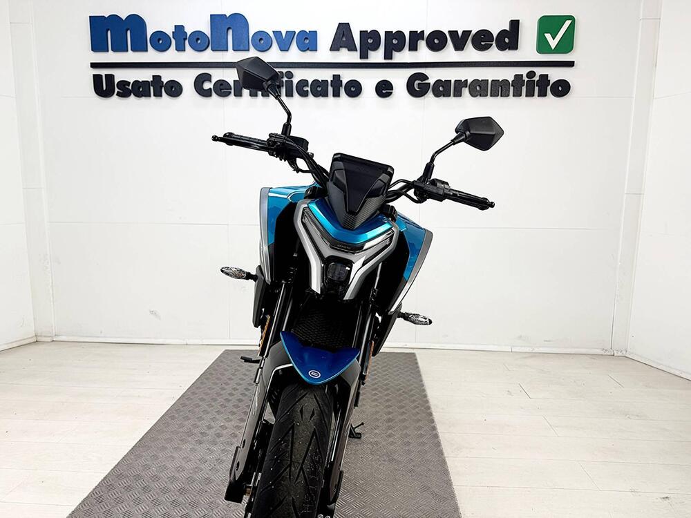 CFMOTO 125NK (2025) (2)