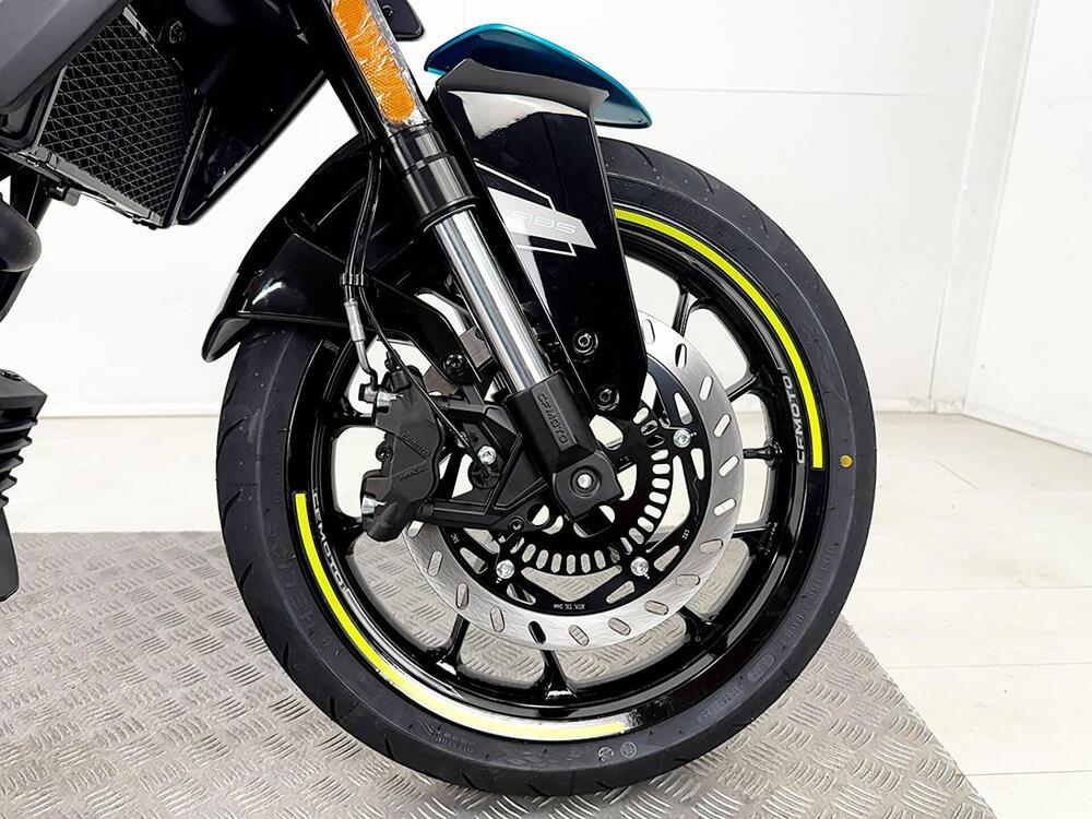 CFMOTO 125NK (2025) (12)