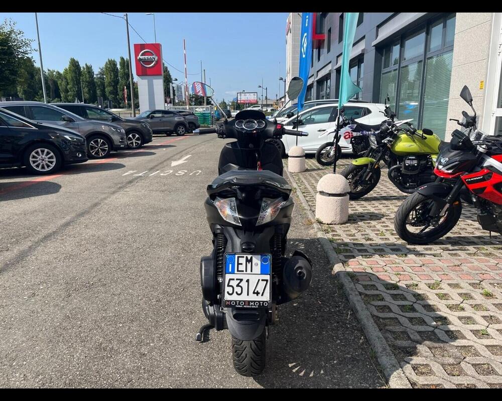 Piaggio Beverly 300 i.e. Police ABS-ASR (2017 - 20) (6)