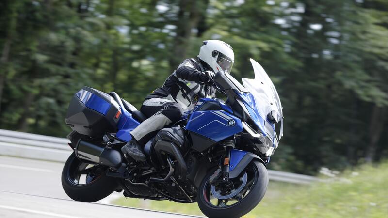 BMW R 1300 RT - il TEST! &egrave; davvero pi&ugrave; sportiva o &egrave; ancora la gt di riferimento? [VIDEO]