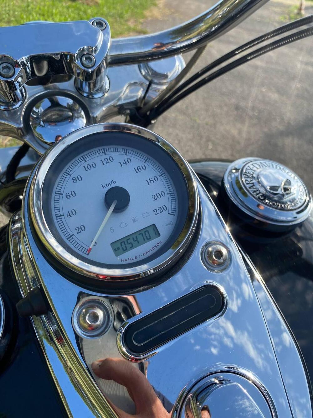 Harley-Davidson 1584 Wide Glide (2007 - 11) - FXDWG (8)