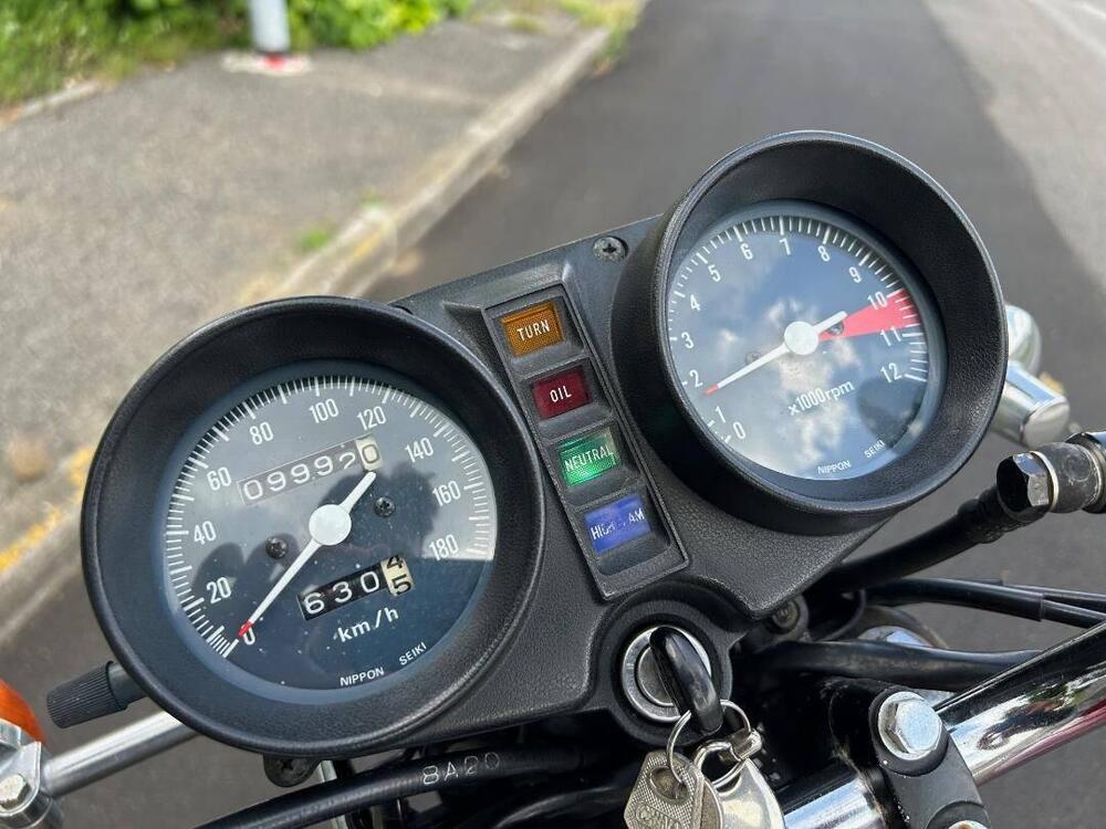 Honda CB 400 TWIN (7)