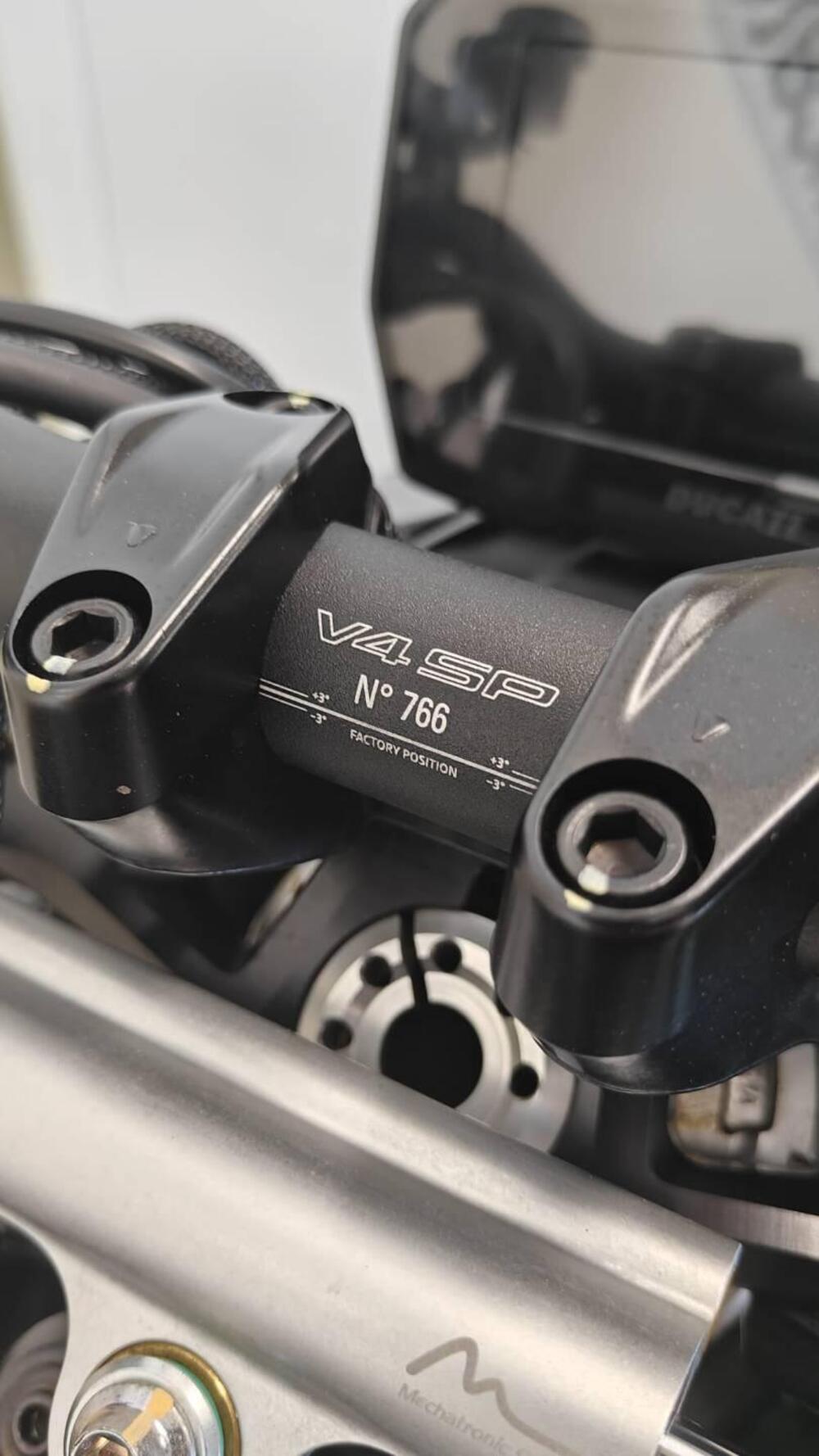 Ducati Streetfighter V4 1100 SP (2022) (6)