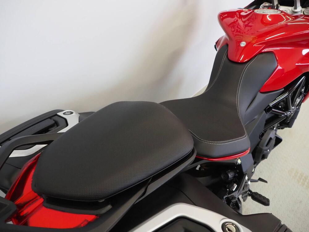 MV Agusta Turismo Veloce 800 R (2023 - 25) (7)