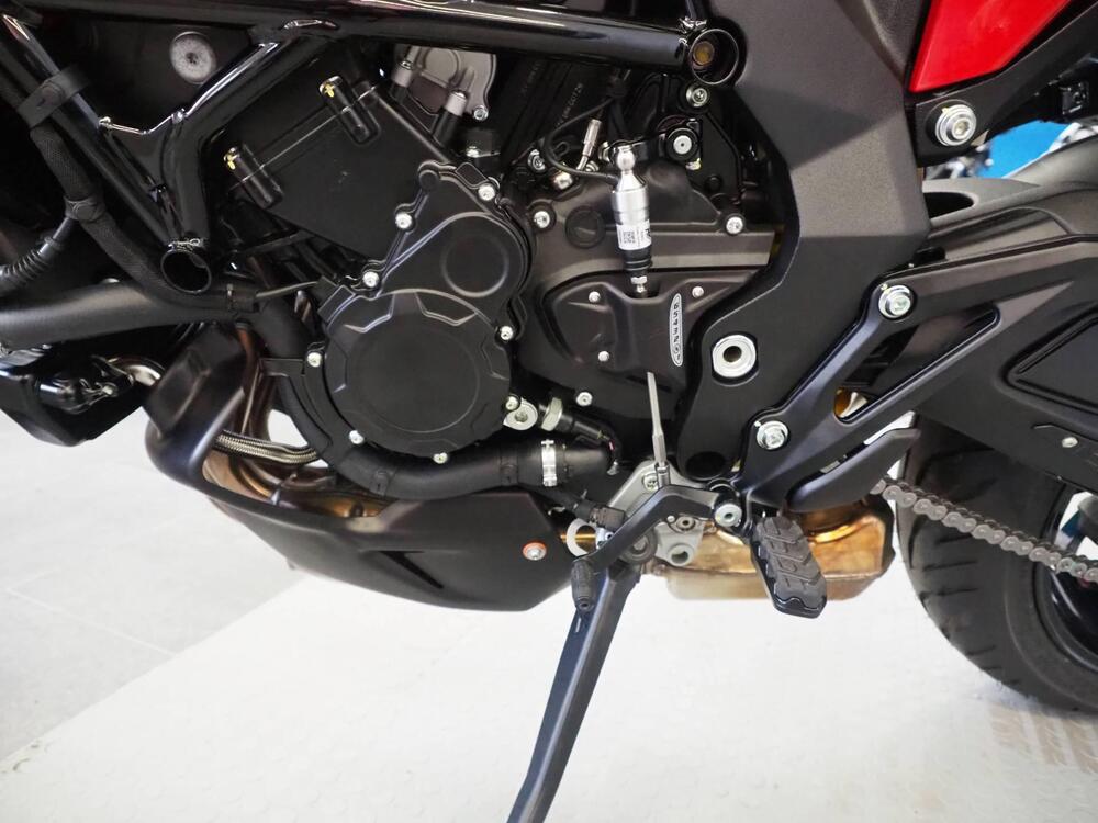 MV Agusta Turismo Veloce 800 R (2023 - 25) (9)