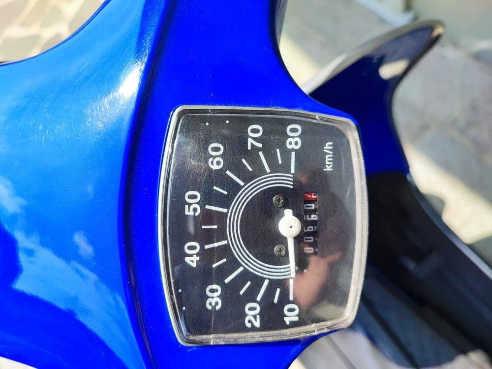 Piaggio Vespa 50 Special 3 marce (4)