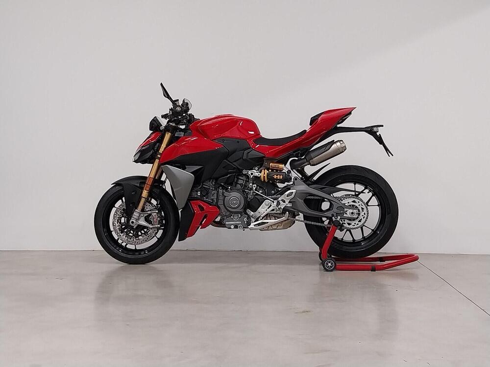 Ducati Streetfighter V2 S (2025) (2)