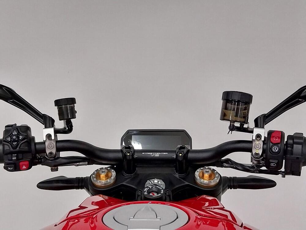 Ducati Streetfighter V2 S (2025) (18)