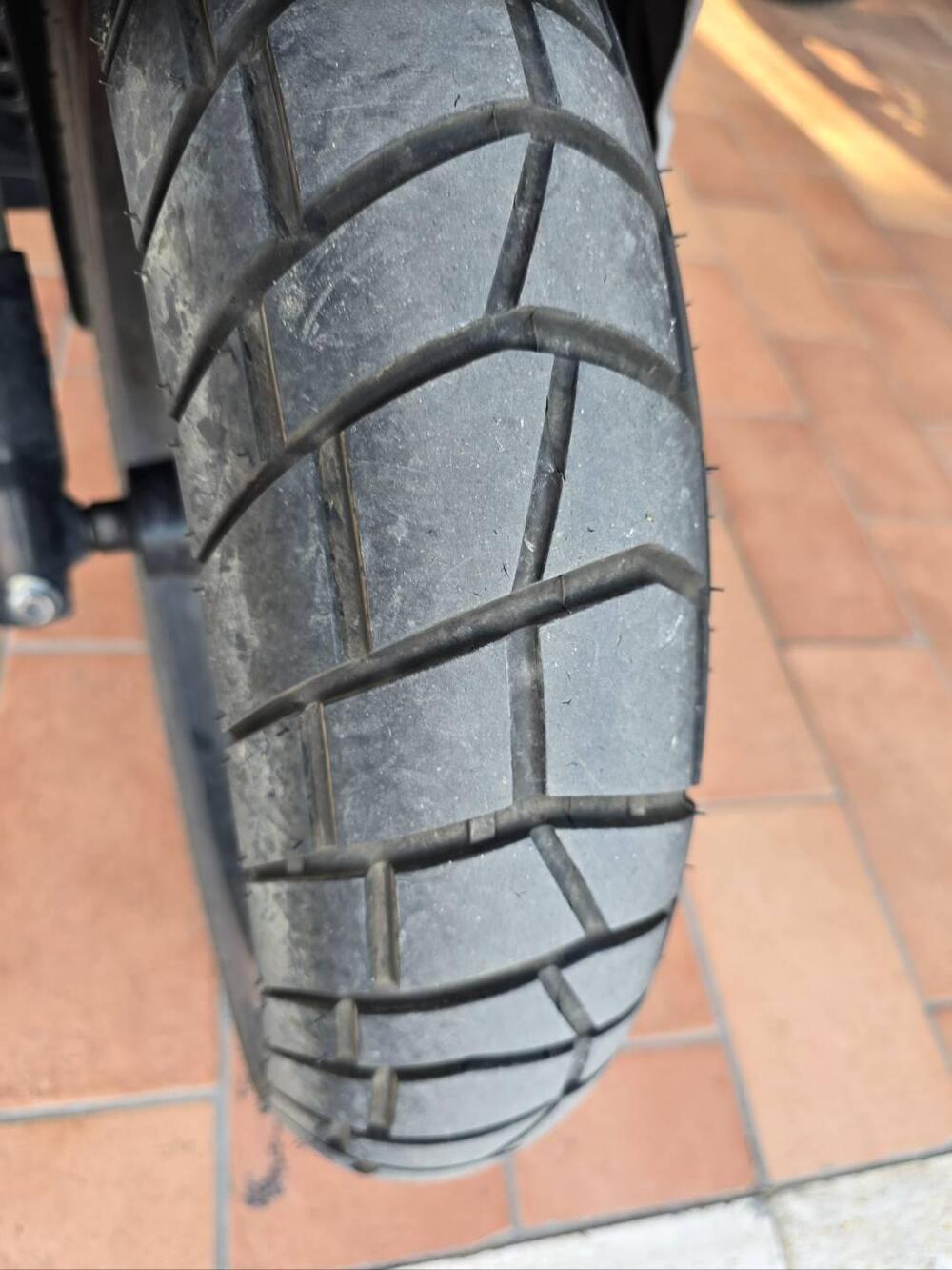 Honda ADV 350 (2022 - 24) (13)