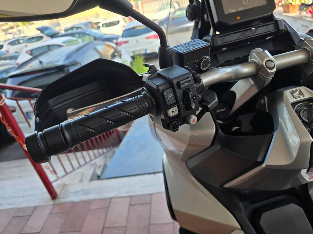Honda ADV 350 (2022 - 24) (9)