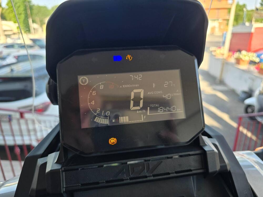 Honda ADV 350 (2022 - 24) (15)