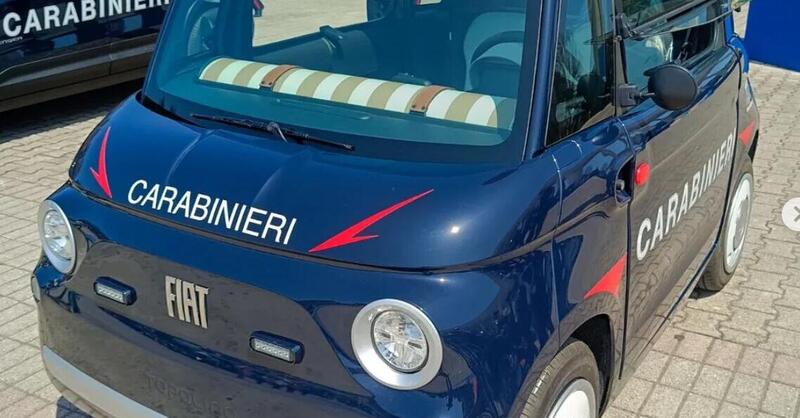 Fiat Topolino entra nell&rsquo;Arma: il quadriciclo elettrico veste la livrea dei Carabinieri