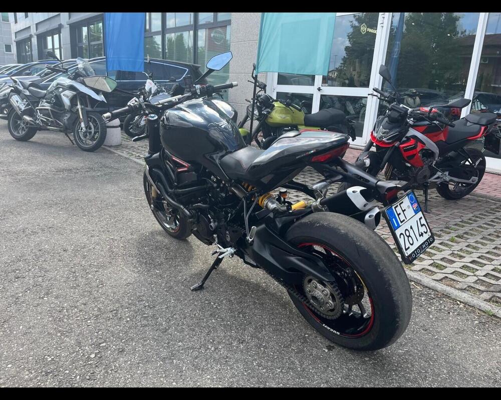 Ducati Monster 1200 R (2016 - 19) (7)