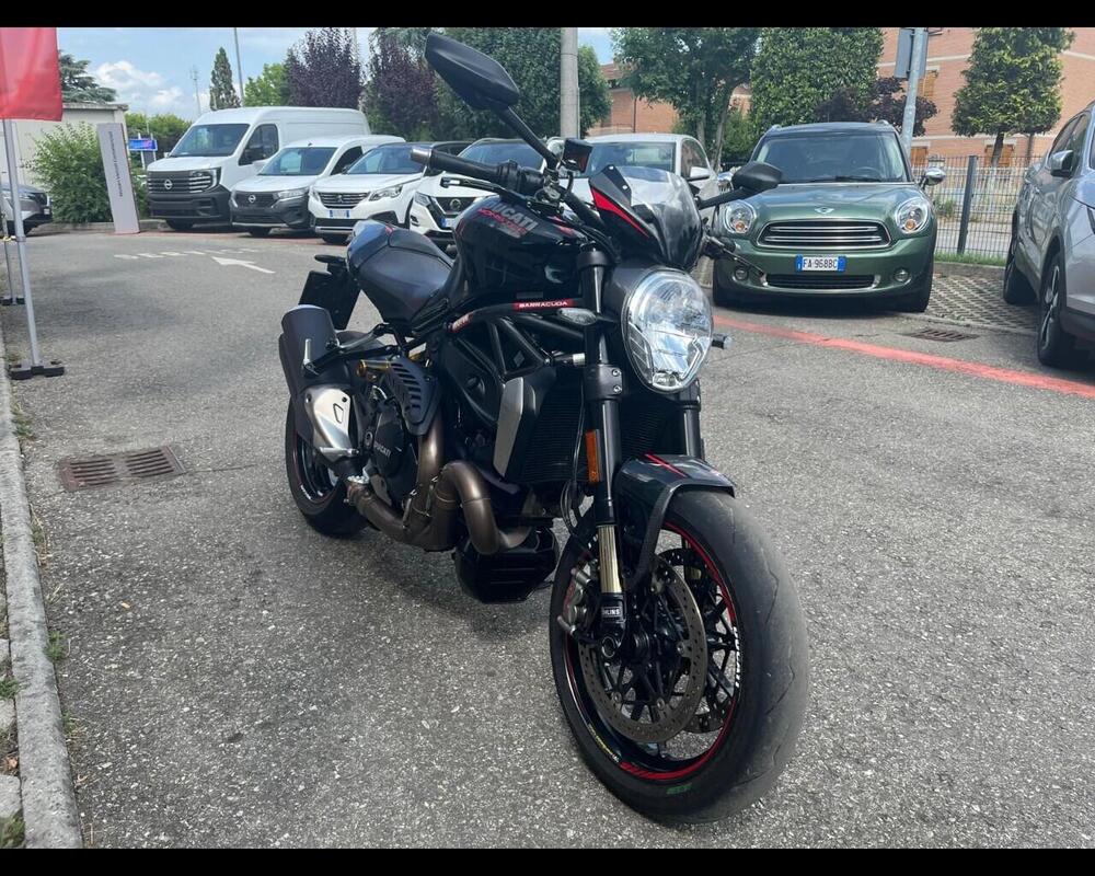 Ducati Monster 1200 R (2016 - 19) (3)