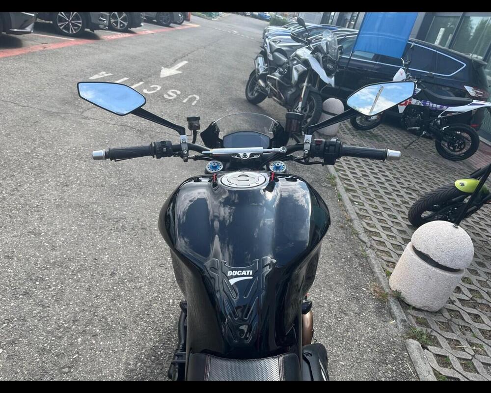 Ducati Monster 1200 R (2016 - 19) (13)