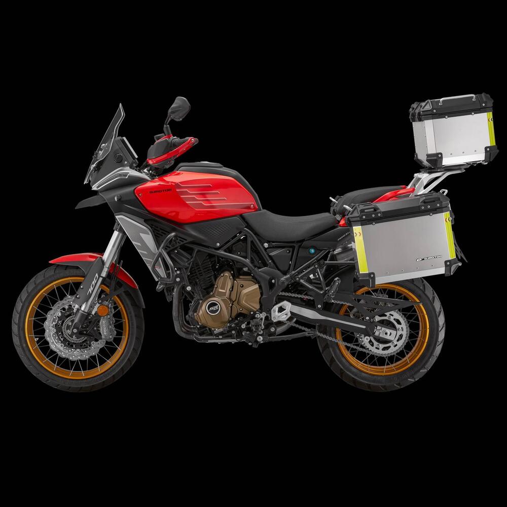 QJ Motor SRT 700 SX (2025 - 26) (3)