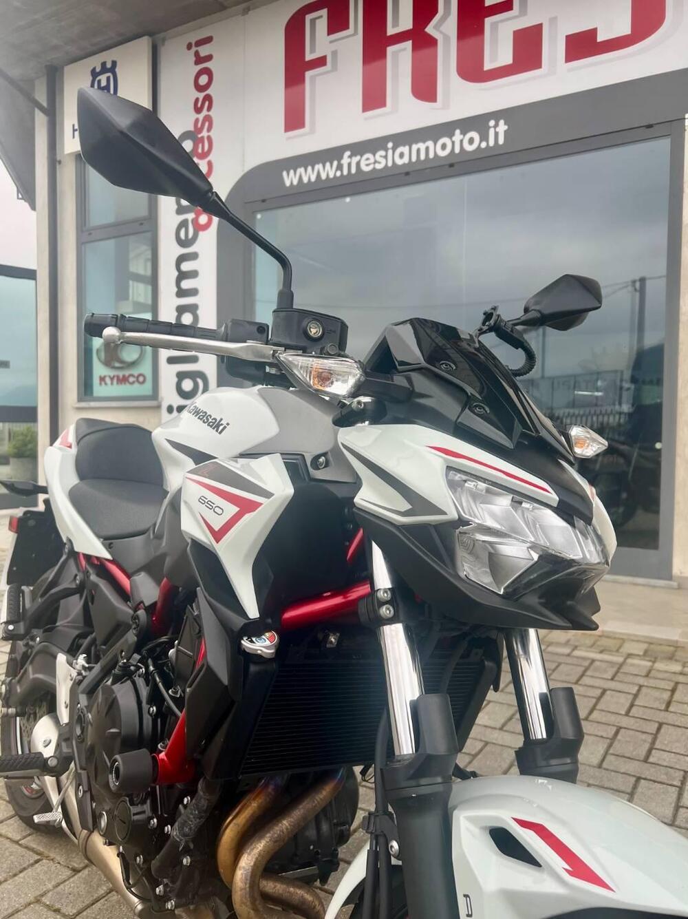 Kawasaki Z 650 (2021 - 24) (5)