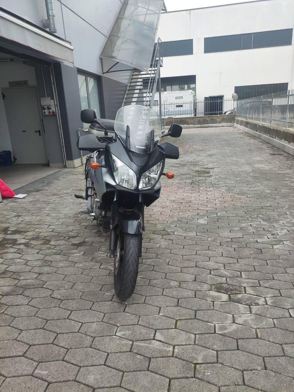 Suzuki V-Strom 650DL (2004 - 06) (3)