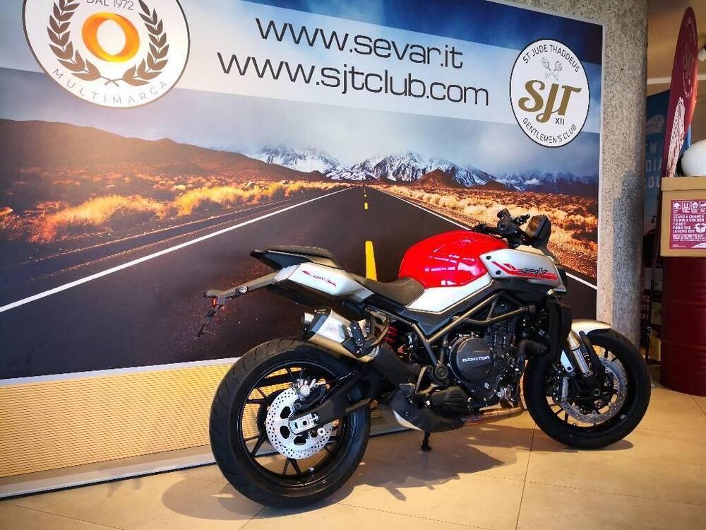 QJ Motor SRK 900 (2025 - 26) (6)